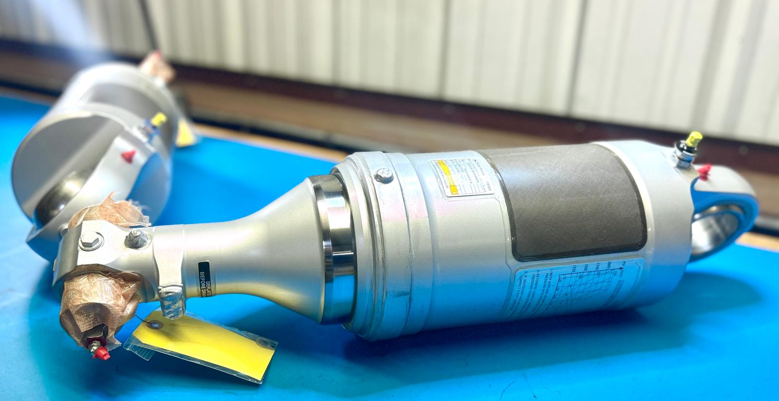 PN:D23188000-6 MLG Shock Absorbers Overhauled  – Qty:2 In Stock & Ready to Ship.