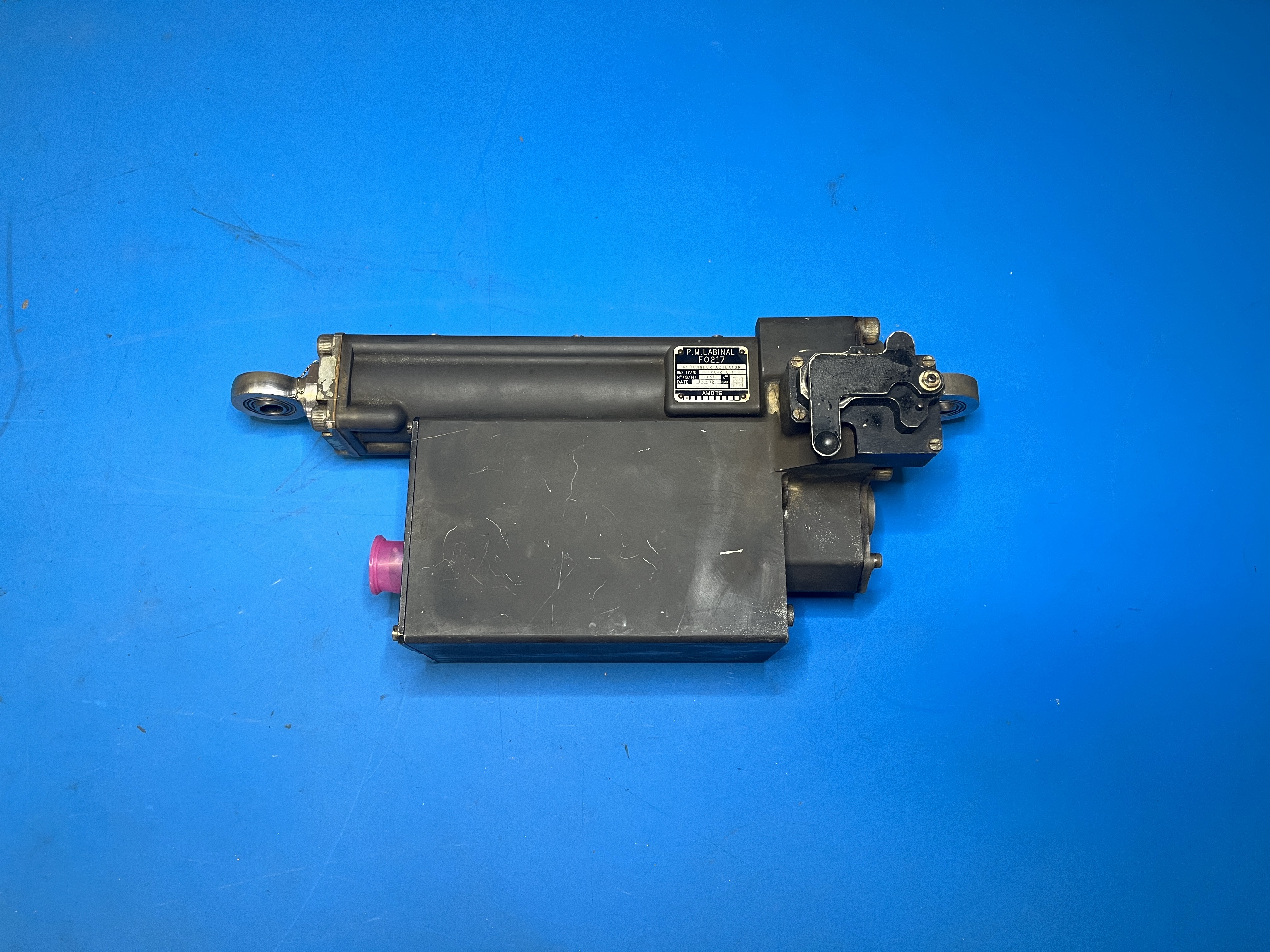 PN: VL32C11 Cargo Door Actuator Alt PN: 4170006310 – In Stock